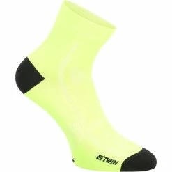 CHAUSSETTES VELO 500 JAUNE FLUO - Avis / Test