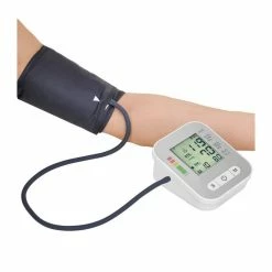 Moniteur De Pression Artérielle Numérique Automatique De Poignet De Bras Supérieur Avec La Manchette 22-32cm Affichage De L' - Avis / Test